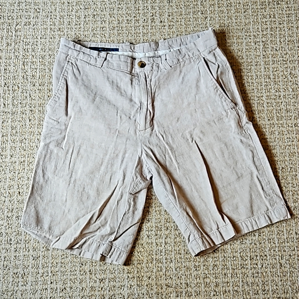 Perry Ellis khaki linen shorts size 30